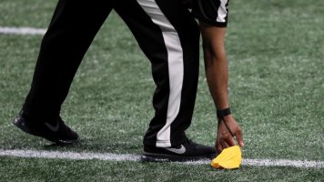 NFL-Referee-020922-Getty-FTR.jpg