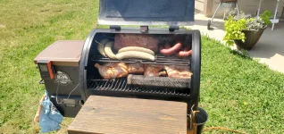 Eye of Round Roast & Chix Qrtrs 250329.webp